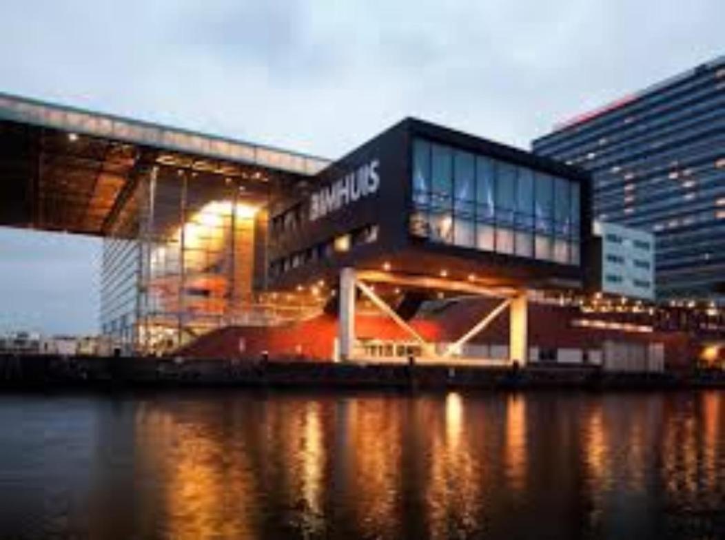 Private Guesthouse Bnb The Waterhouse Houseboat アムステルダム エクステリア 写真